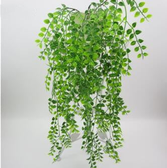 Décoration murale persane avec plantes et vignes